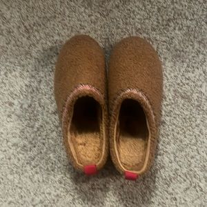 Work one time! Just small for me. Faux Sherpa Ugg platform - so cute!